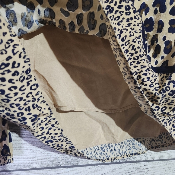 Vineyard Vines Leopard Print Women's Top, Size S - Picture 4 of 11